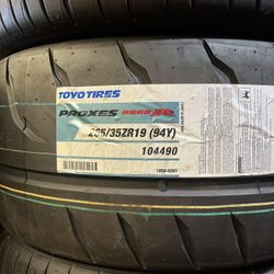 265/35/19 Toyo R888