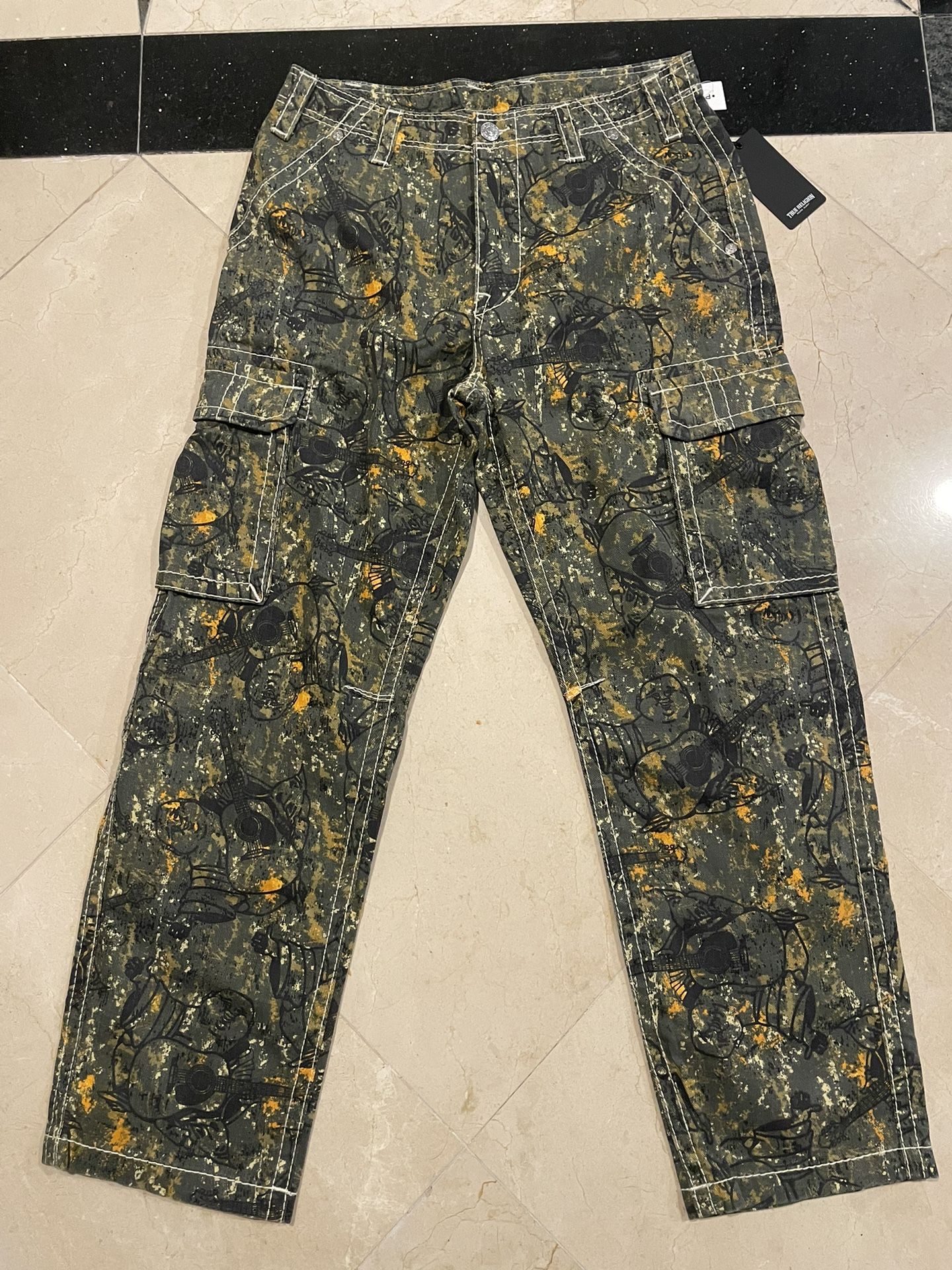 True Religion Buddha Camo Big T Cargo Pants