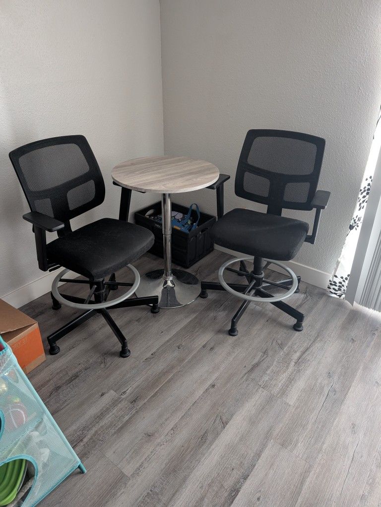 Small Table And Chairs
