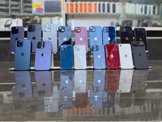 iPhones 11,12,13,14,15,16, & 17 ((Take It Home In Payments/ llévatelo a casa en pagos) only $10 down starting at $189.99