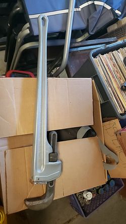 Ridgid 36 inch aluminum pipe wrench