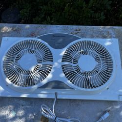 Double Window Fan