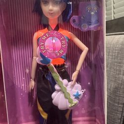 Singing K-pop, Demon Hunter dolls