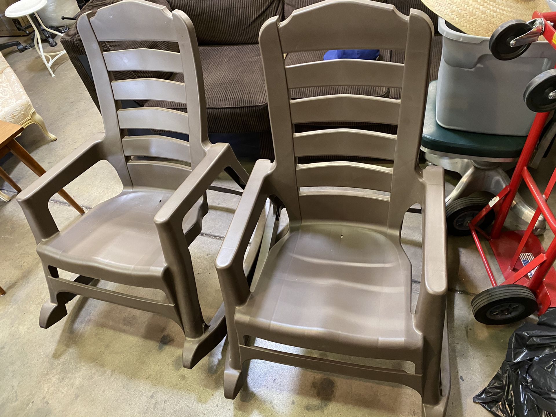 Patio furniture Rocking Chairs (2)
