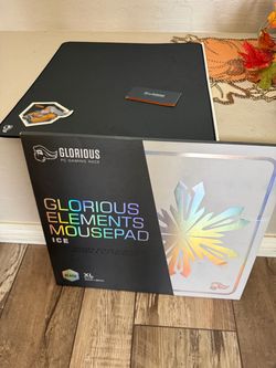Glorious Elements Ice XL Gaming Mousepad