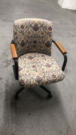 Desk chair very strong