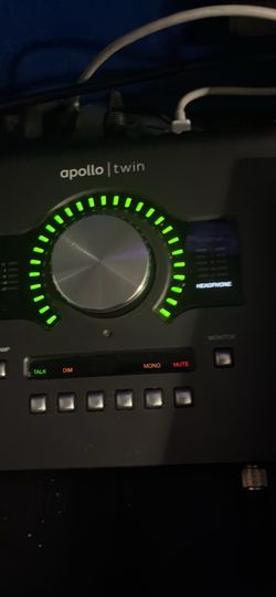 Apollo twin dou