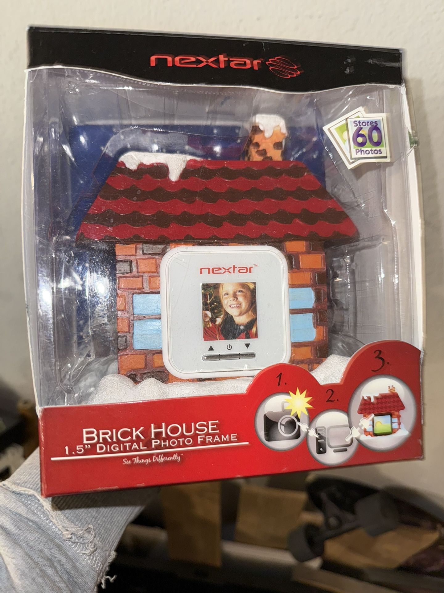 Christmas Brick House 1.5 Digital Photo Frame