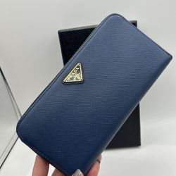 Authentic Prada Saffiano Zippy Wallet