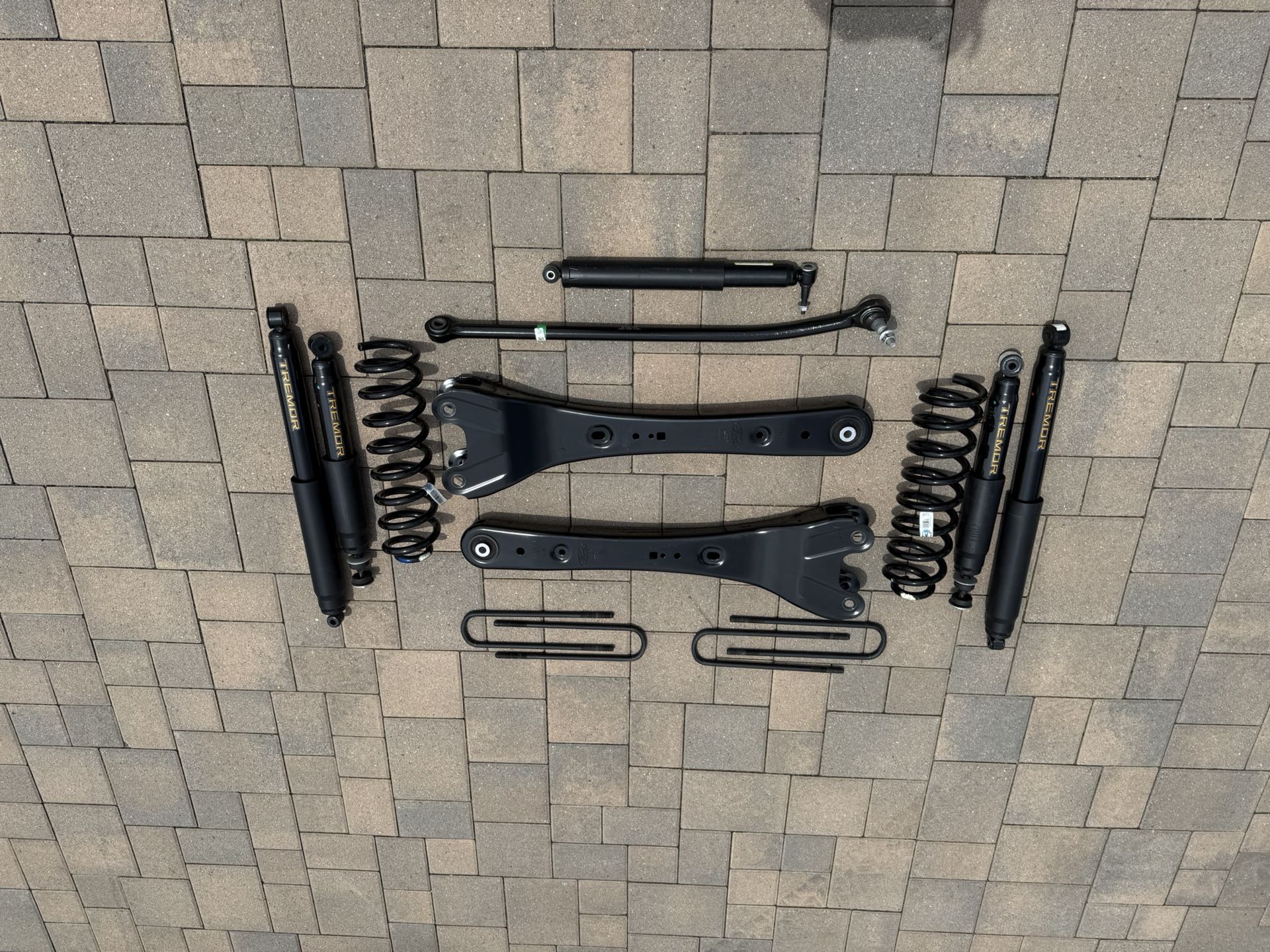 2025 Ford F-250 Super Duty Suspension Take Offs 