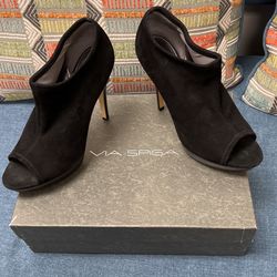 Via Spiga Suede Shoes