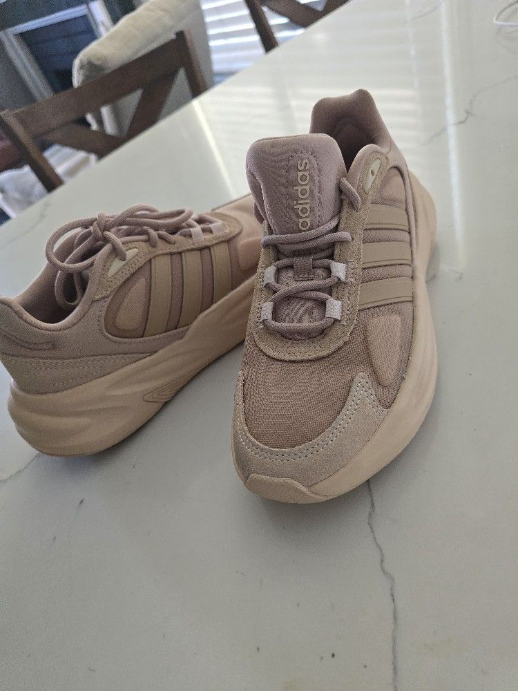 Women Shoes Adidas Size 6