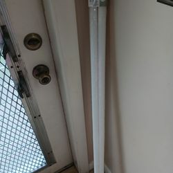 F32 T8 GE workspace light 48 inchee