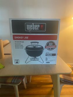 Weber Smokey Joe Charcoal Grill 14 inch