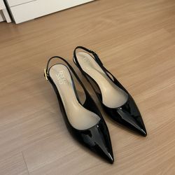 Frank Sarto Black Kitten Heels W9
