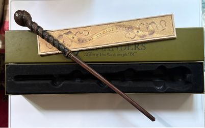 Harry Potter Ollivanders Willow Wand Interactive World Universal