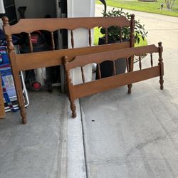 Solid Wood 55.5” length Full Size Headboard/Footboard