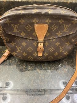Louis Vuitton Purse