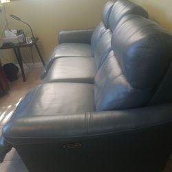 Sofa  Reclinable Piel