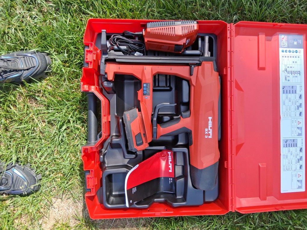 New HILTI BX 3-02 fastener