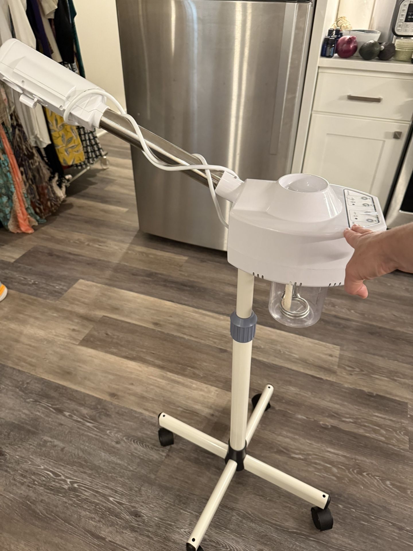 Facial steamer 