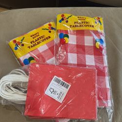 Free Tablecloths And Goodie Bags