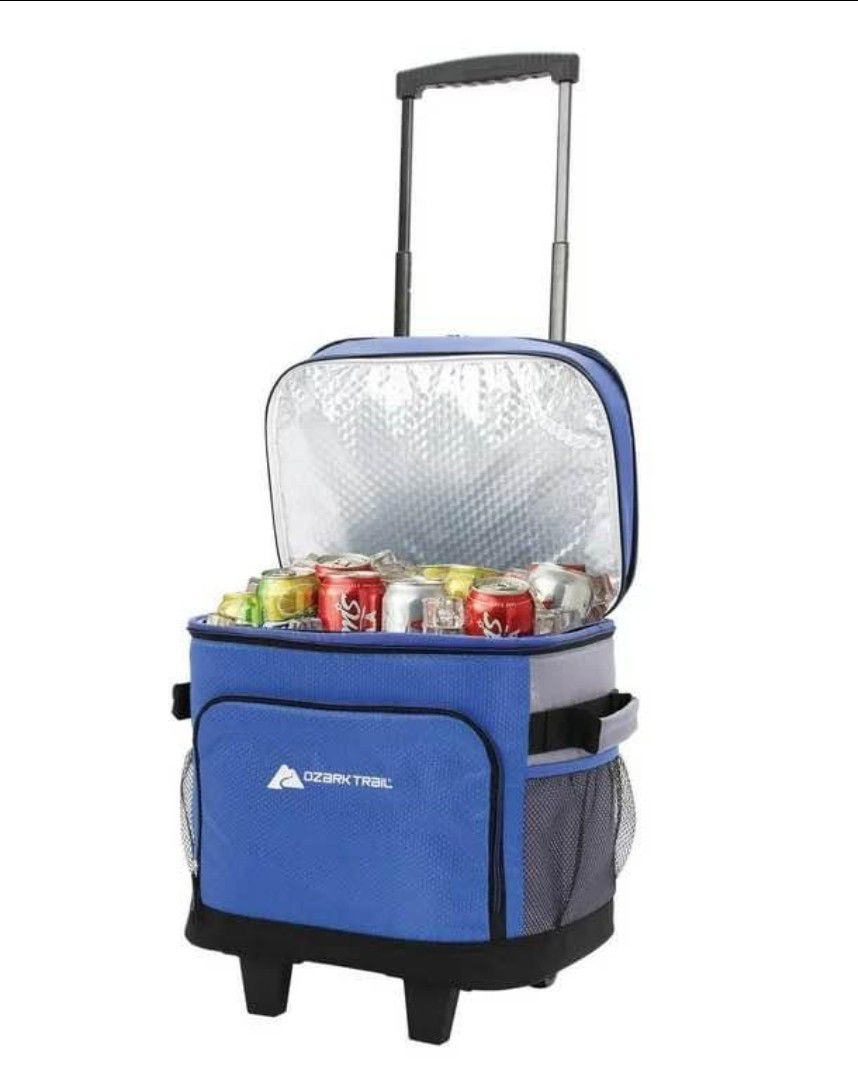 Cooler Roll Away 48 Cans $24 Firm On Price 