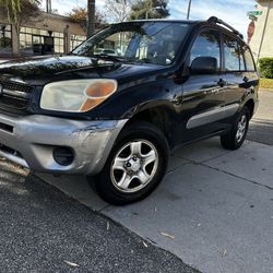 2005 Toyota Rav 4 ONE OWNER 220 k clean title Registered WINDOW STICKER AND BOOKS INCLUDED This was a lady owned very well taken care of hard to find.
