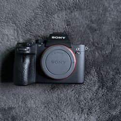Sony A7 III