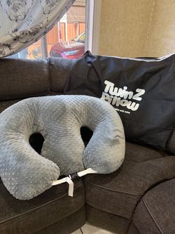 TwinZ Pillow