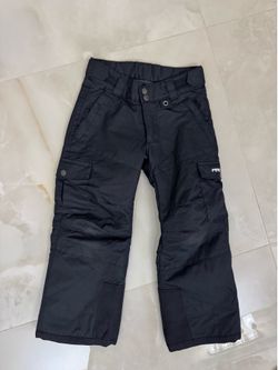 Kids size 6/7 Arctix winter ski/snowboard pants excellent condition located in Weston