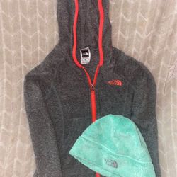 The North Face youth Hat And Sweater Set