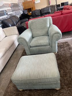 Fabric chair and ottoman 🦖