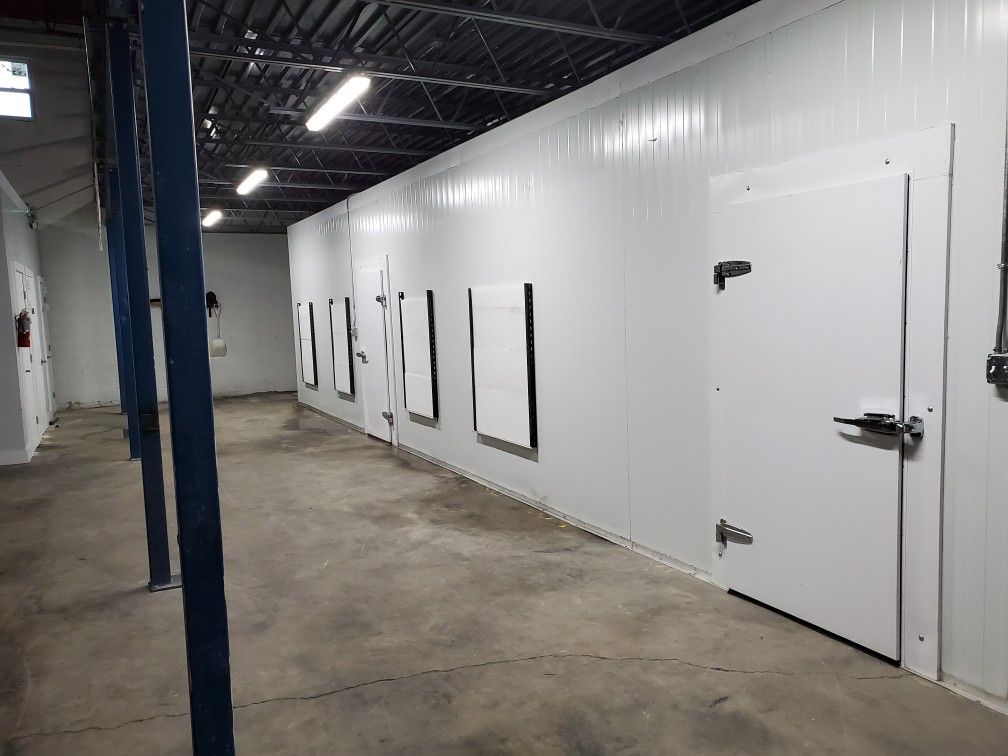 Walk in cooler door, walk in freezer door, swing door, sliding door, rapid door, plug door, camara de frio