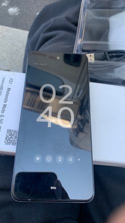 Motorola moto 5g 128gb. Fully unlocked