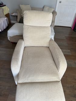 RECLINING CHAIR