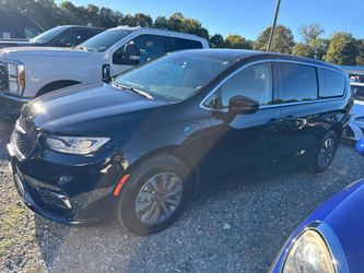 2024 Chrysler Pacifica Hybrid