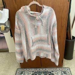Women’s Size Large Poncho 