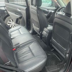 🚗 2011 Kia Sorento – Clean & Reliable S