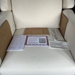 Kiwi Plus Power Glider Recliner – NEW – Retail $999 – Minor Cosmetic Tear