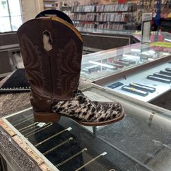 Cow Hide Boots Men’s Size 10