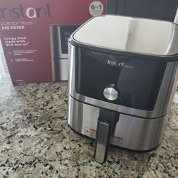 Instant Vertex Plus 6 In 1 Air Fryer 