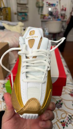 Nike shoxs size 4y