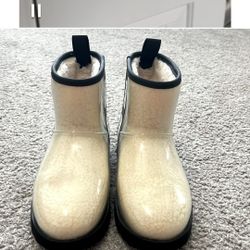 UGG  Rain Boots Size   10   NEW