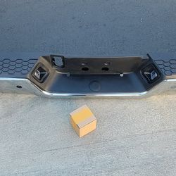 09-18 Dodge Ram 19-23 Classic Rear Bumper Defensa