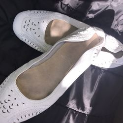 Soft Comfortable White Leather Dressy Moccasin Style Boi Oh Boi Shoes Sz 9.5