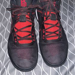 Nike Tennis Shoes