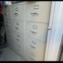 Set Of 3 File Cabinets 
