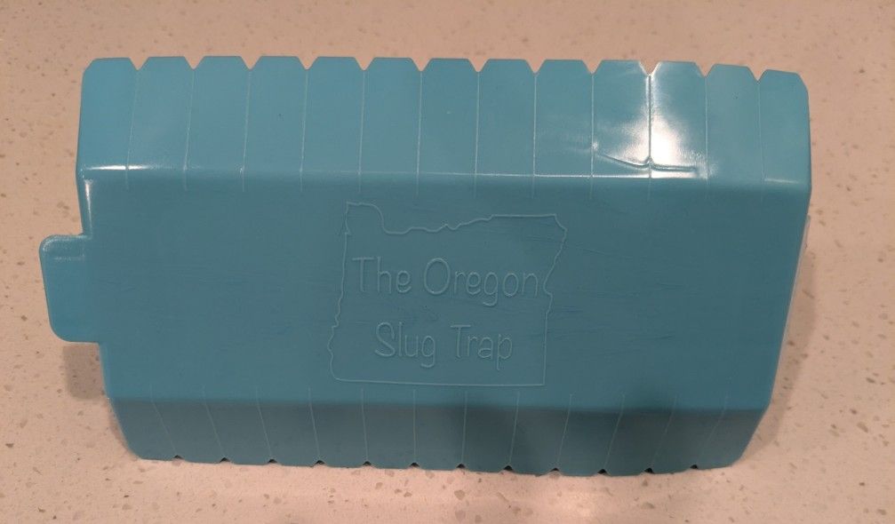 Oregon Slug Trap $6