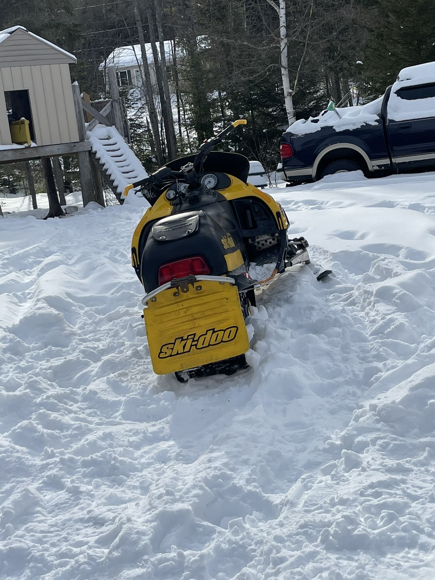 2003 skidoo bombraider